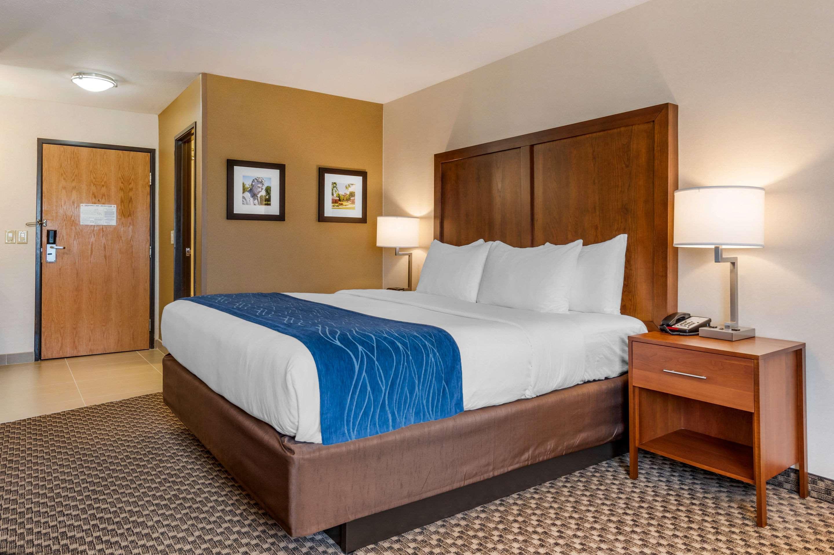 Comfort Inn & Suites Near Route 66 Lincoln Esterno foto