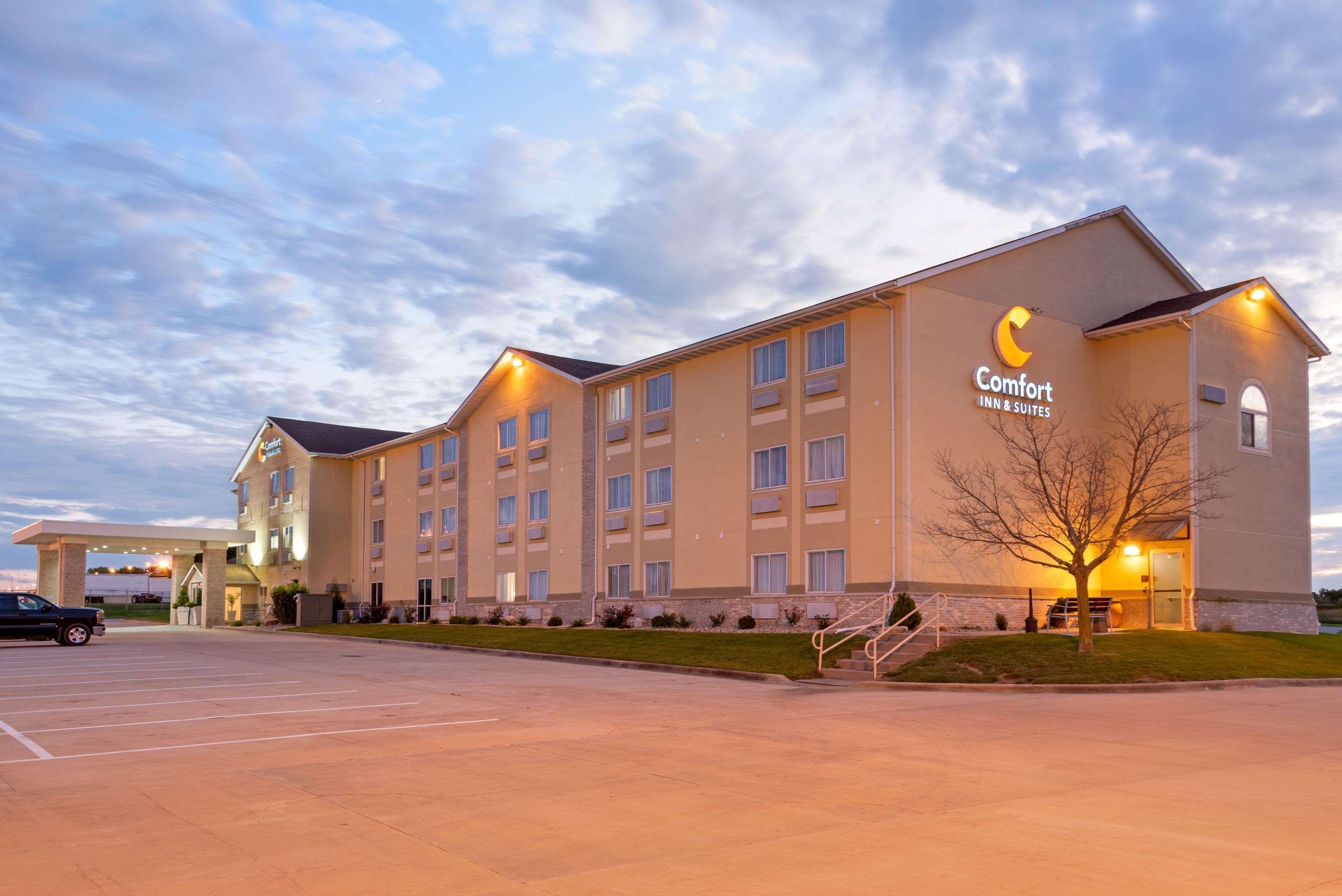 Comfort Inn & Suites Near Route 66 Lincoln Esterno foto