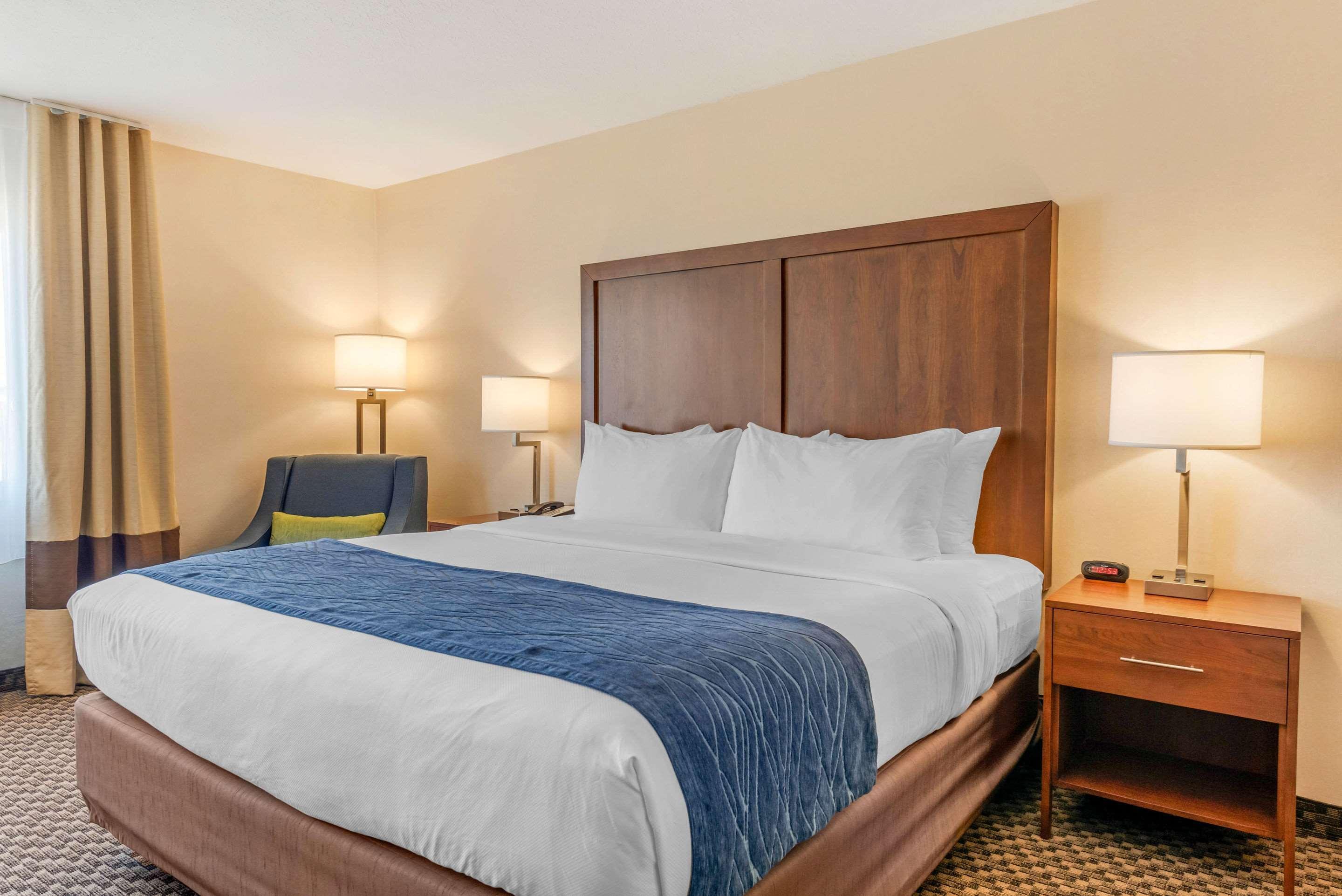 Comfort Inn & Suites Near Route 66 Lincoln Esterno foto