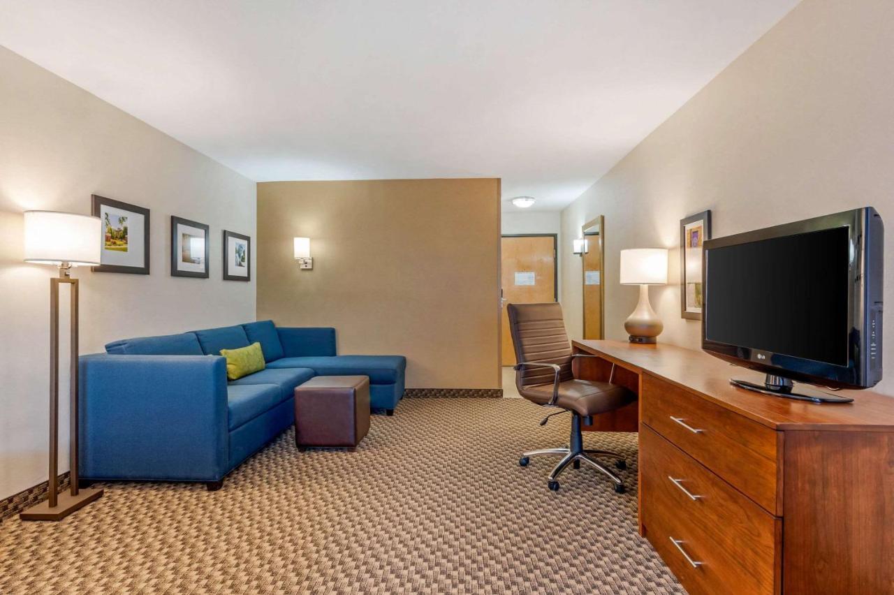Comfort Inn & Suites Near Route 66 Lincoln Esterno foto